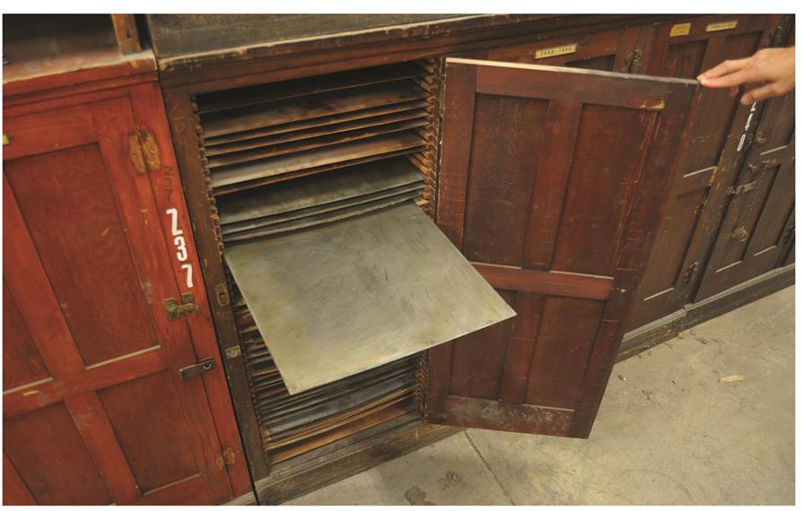 zinc plate incabinet